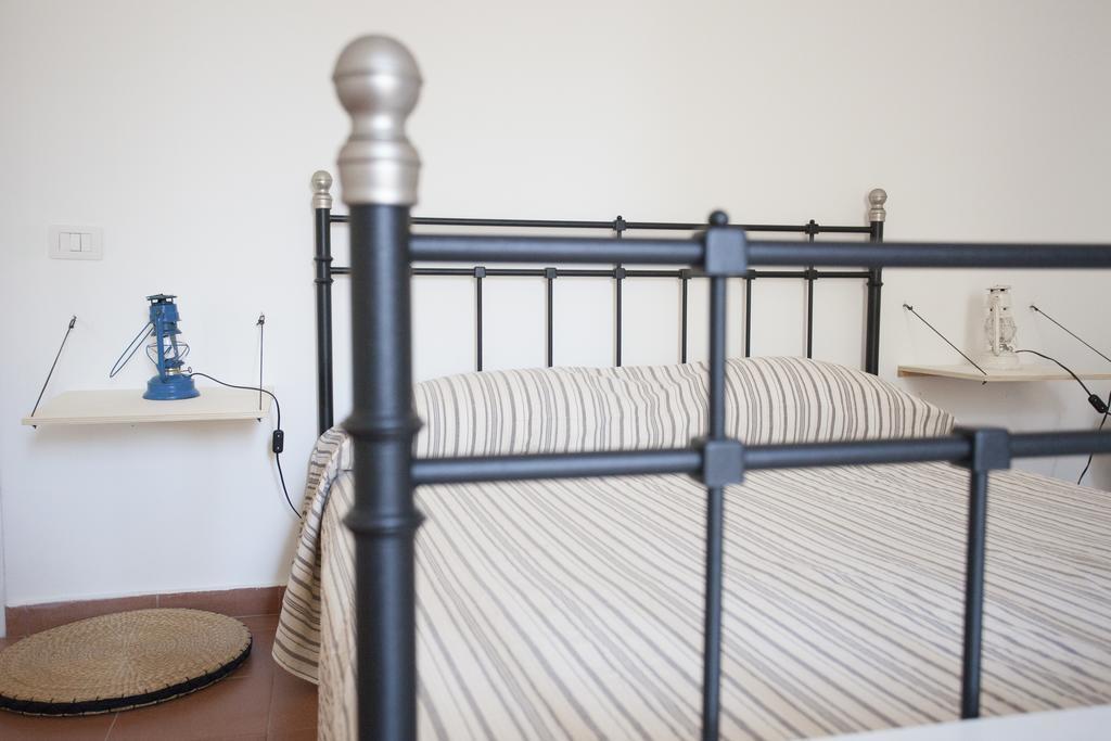 เดอะ เชิรฺช เบด แอนด์ เบรคฟาสต์ เนเปิล Bed & Breakfast เนเปิลส์ ห้อง รูปภาพ
