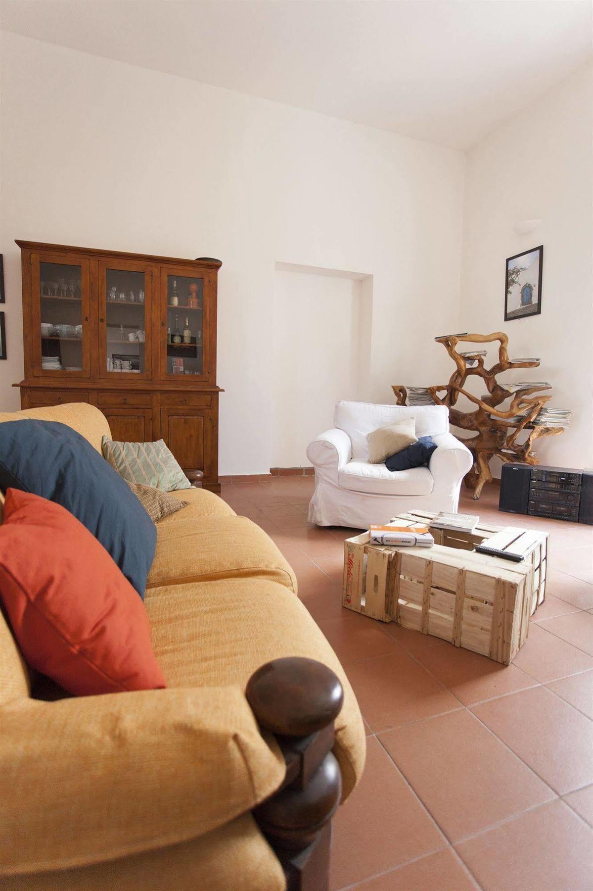 เดอะ เชิรฺช เบด แอนด์ เบรคฟาสต์ เนเปิล Bed & Breakfast เนเปิลส์ ภายนอก รูปภาพ